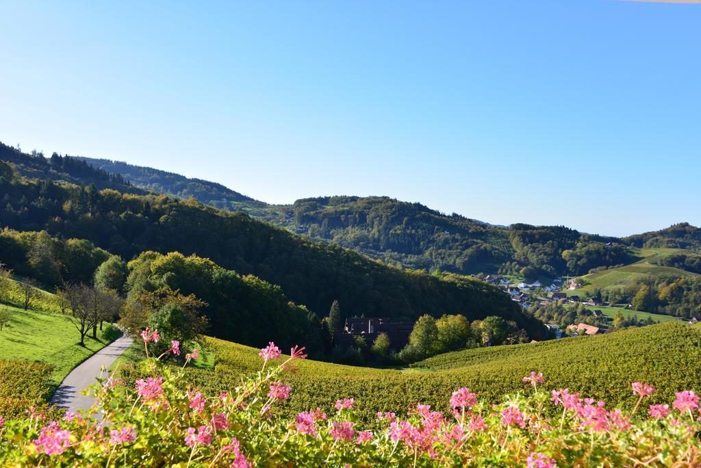 RelaxHotel Tannenhof Sasbachwalden Exteriör bild